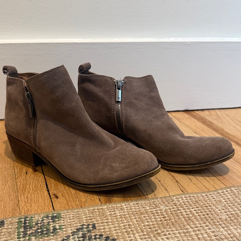Lucky Brand Women's Taupe Suede Ankle Booties